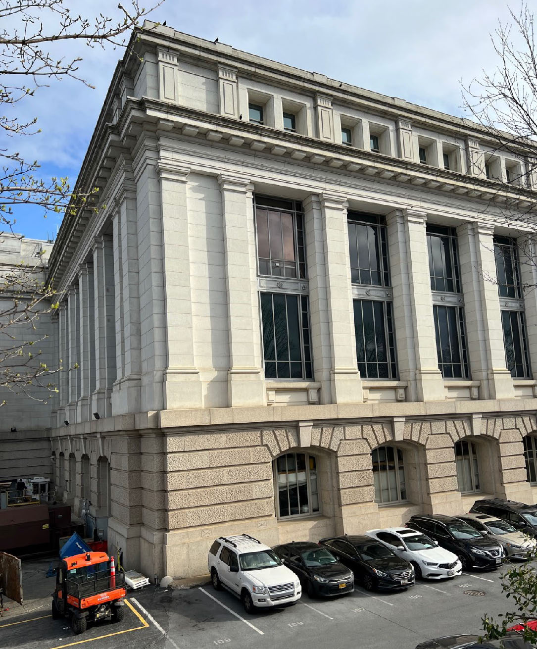 West corner exterior of the National Museum of Natural History.