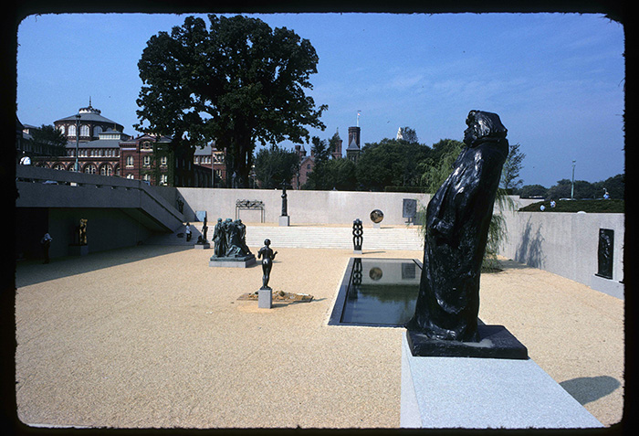 Image of the Hirshhorn Sculpture Garden, 1974.